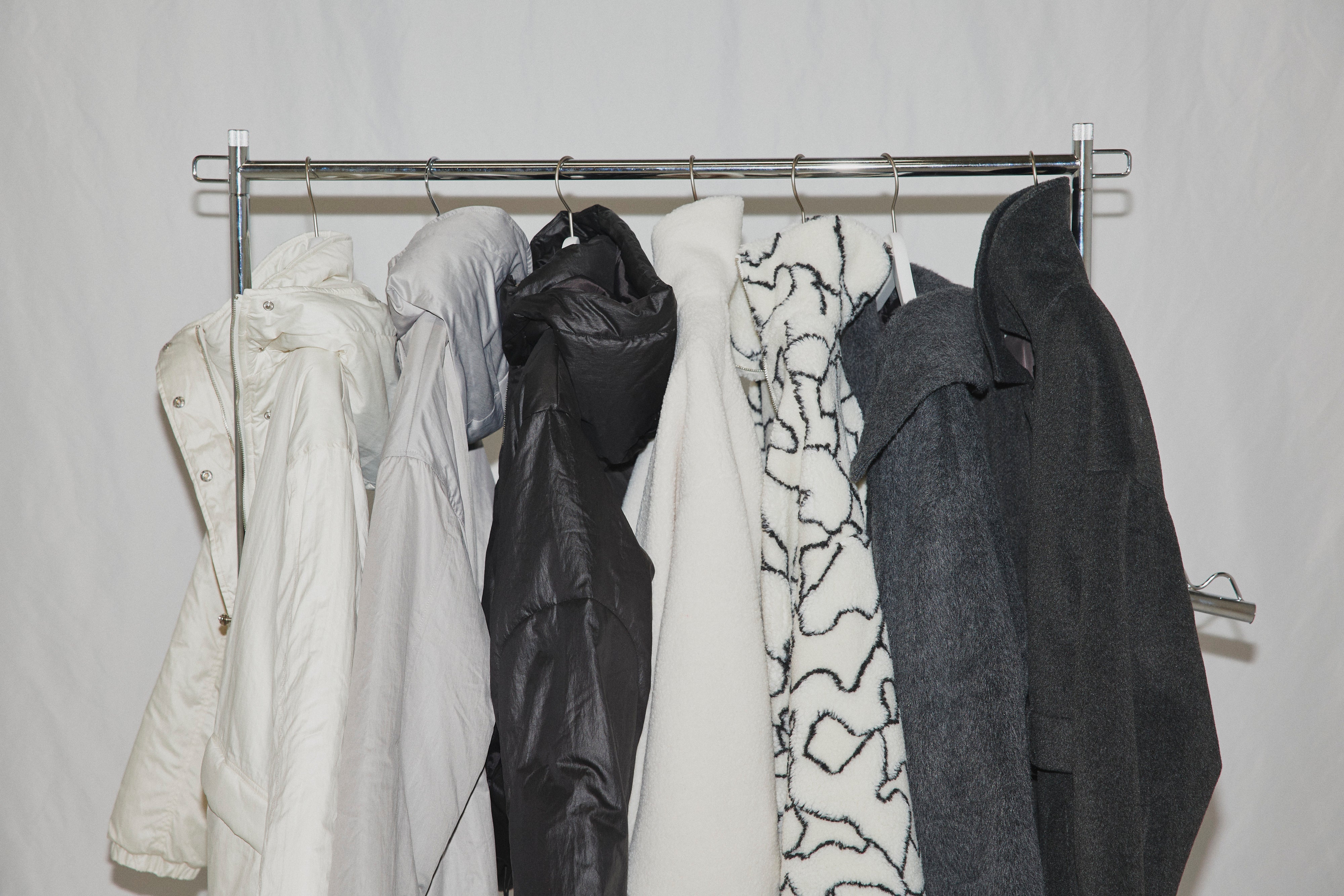 OUTER – LIAN