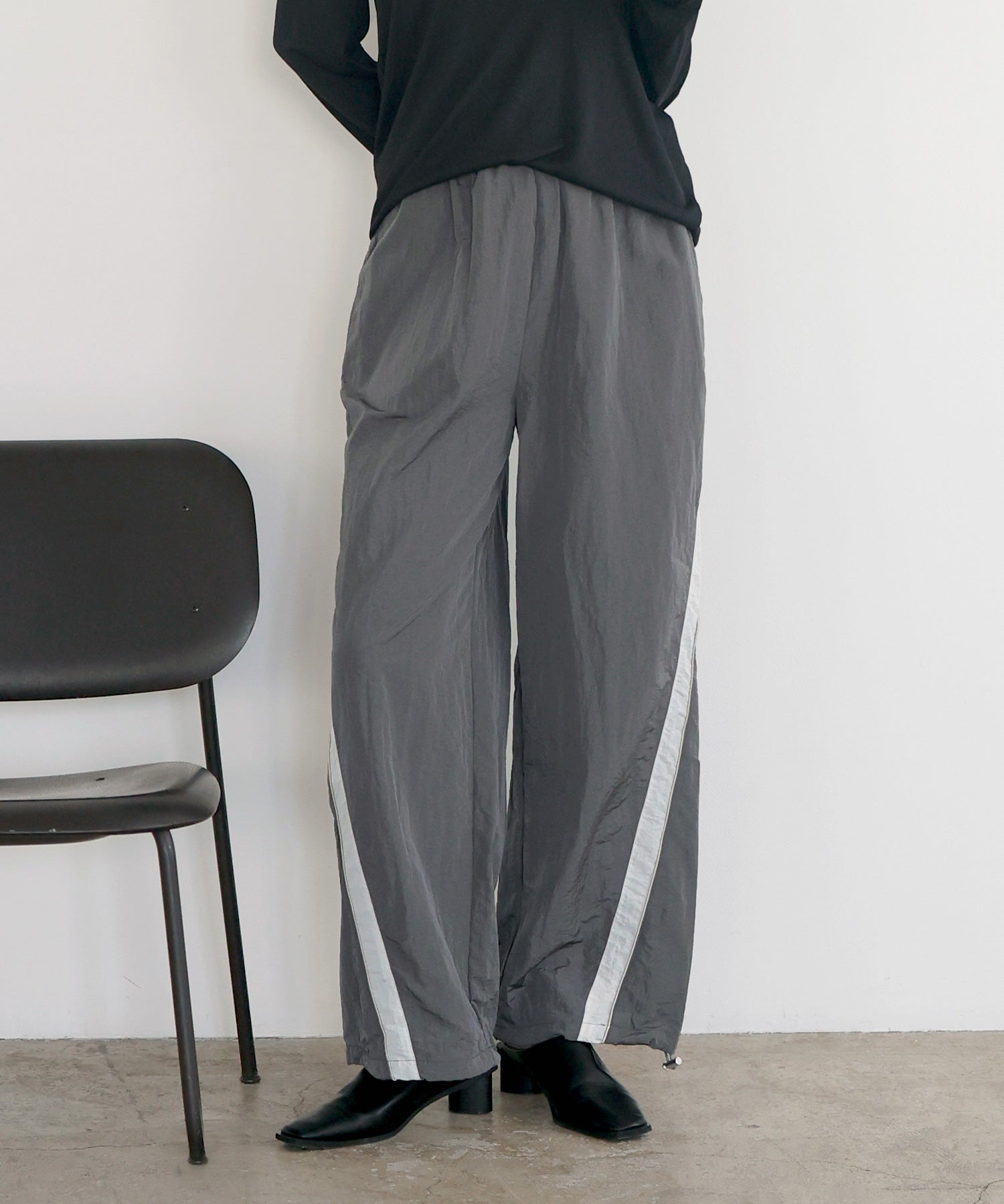 パンツ Nylon Line Pants TODAYFUL トゥデイフル Nylon Line Pants｜BORN FREE ONLINE SHOP