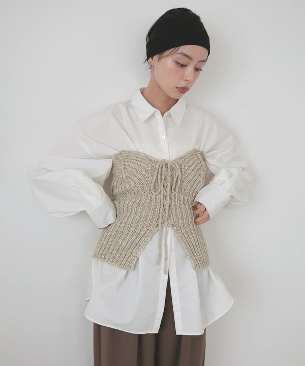 レースアップニットビスチェ
