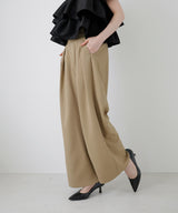 ツータックドレープワイドパンツ