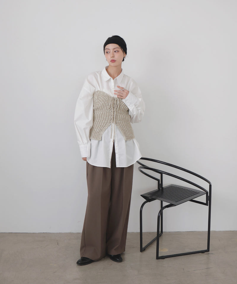 レースアップニットビスチェ