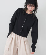 クリアボタンニットカーディガン