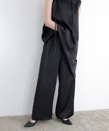 サテンイージーパンツ