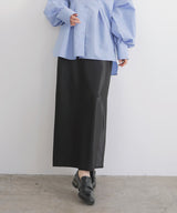 サテンナロースカート