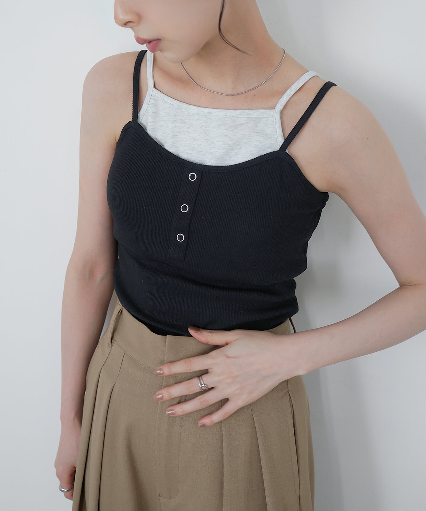 レイヤードヘンリーキャミソール – LIAN