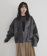 フェイクレザーミドルブルゾン