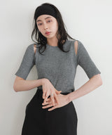 ショルダーオープンニット