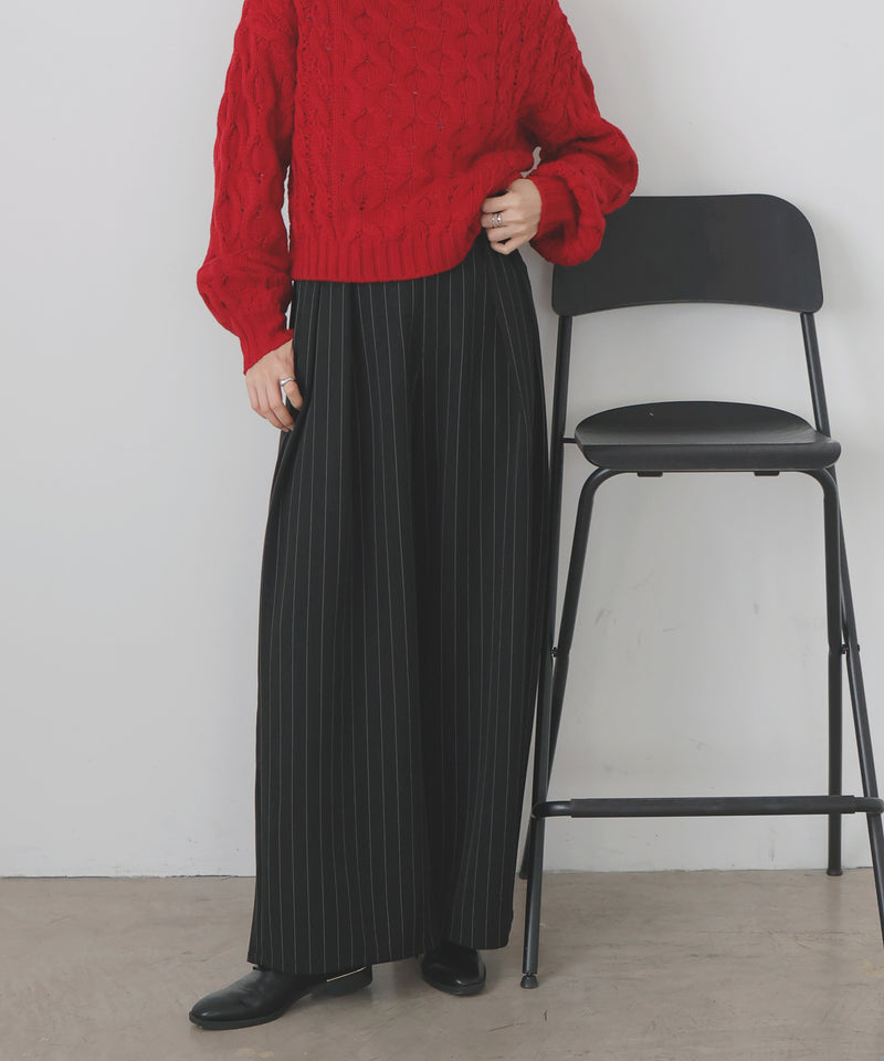 ストライプタックパンツ