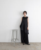 サテンアシメブラウス