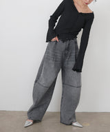 コクーンデニムパンツ