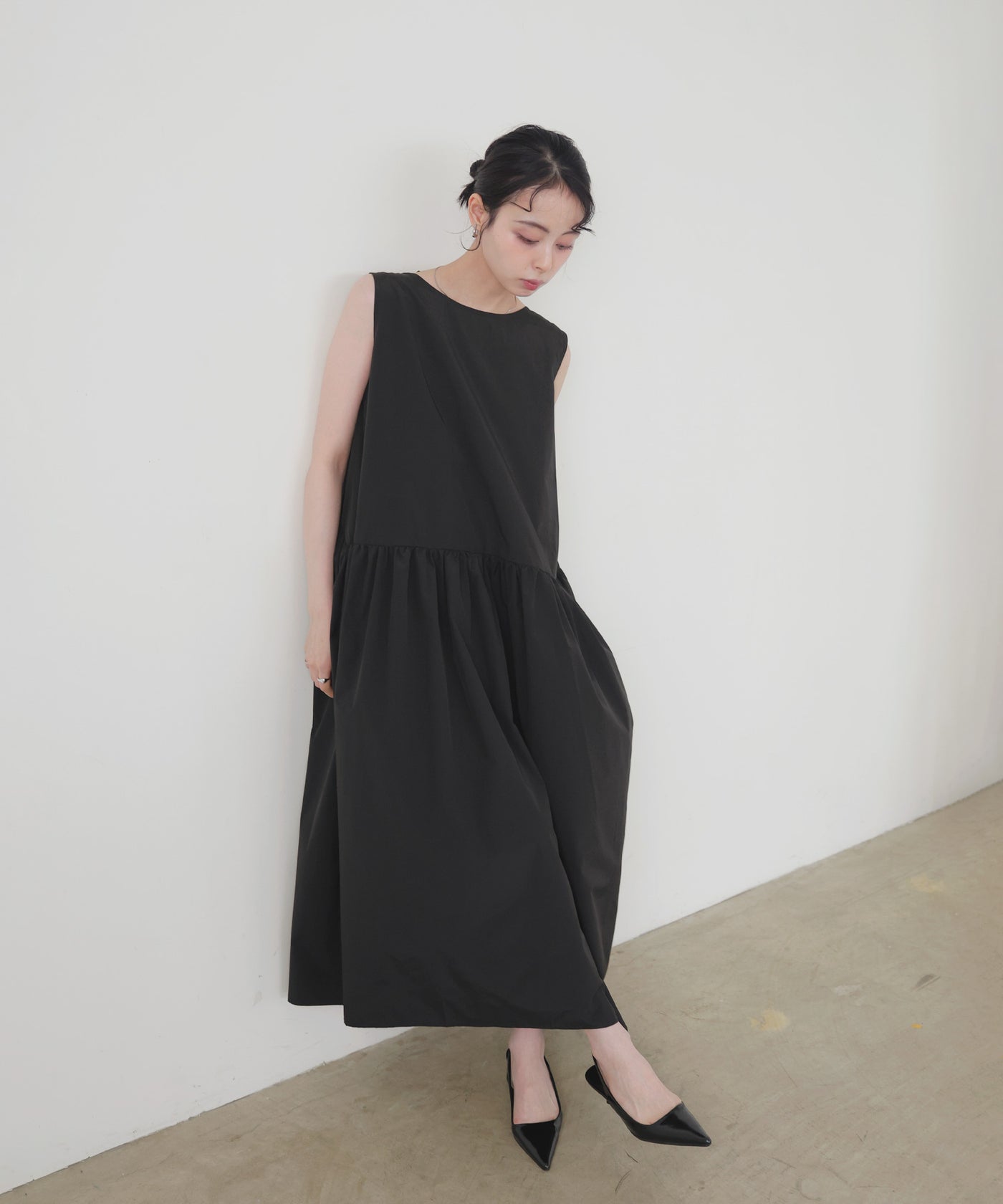 新品atlo バックリボン　ギャザースリーブ　ワンピース 楽天市場】バックリボン ギャザースリーブ ワンピース