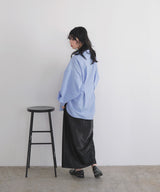 サテンナロースカート