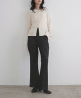 【12月中旬予約商品】センタータックフレアパンツ