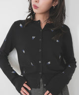 フラワー刺繍ニットカーディガン