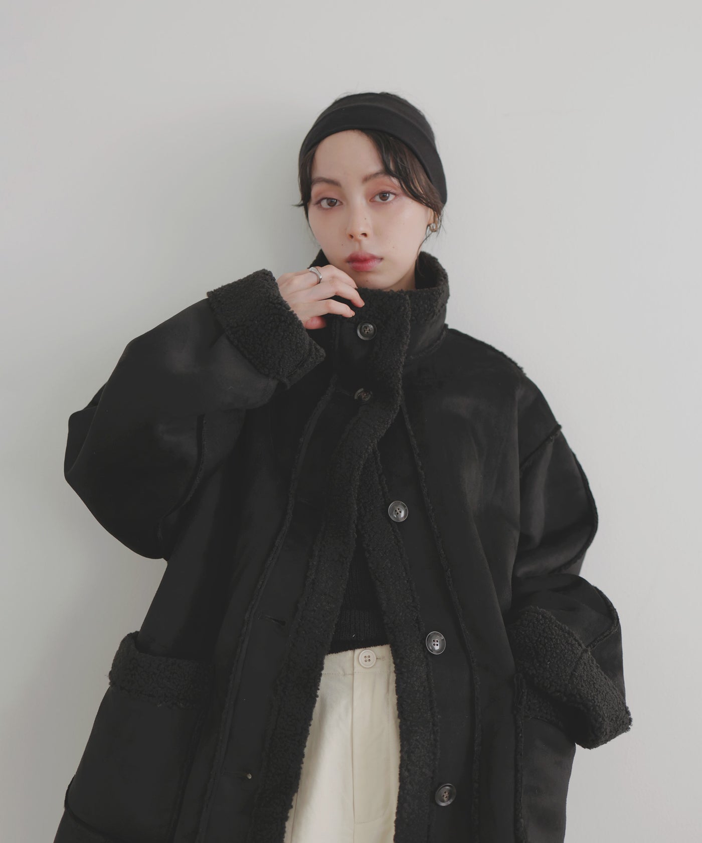 美品 レリアン ムートン調 フーデットコート ボア ネイビー M 近年モデル 美品 レリアン ムートン調 フーデットコート ボア ネイビー M 近年