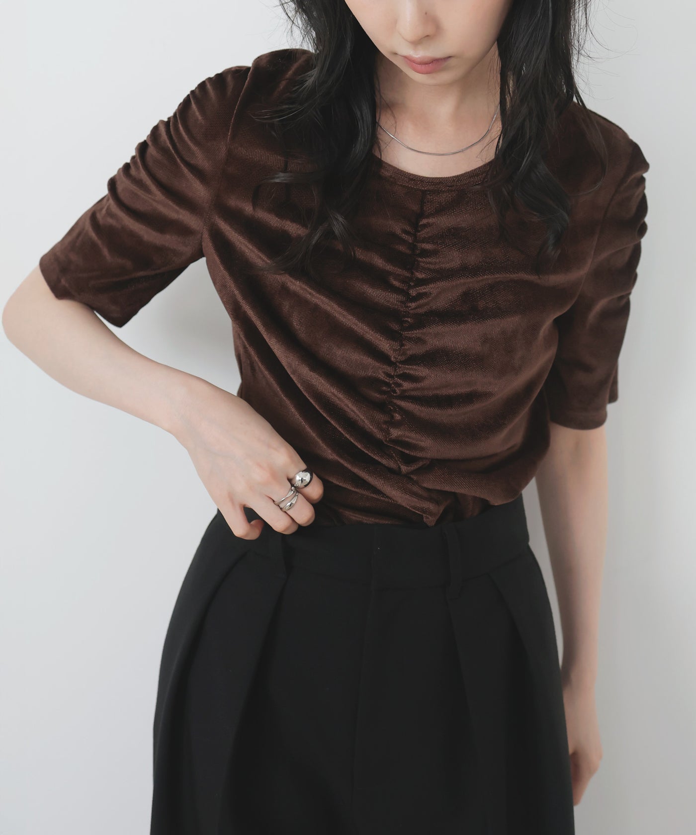 シアーベロアシャーリングトップス – LIAN