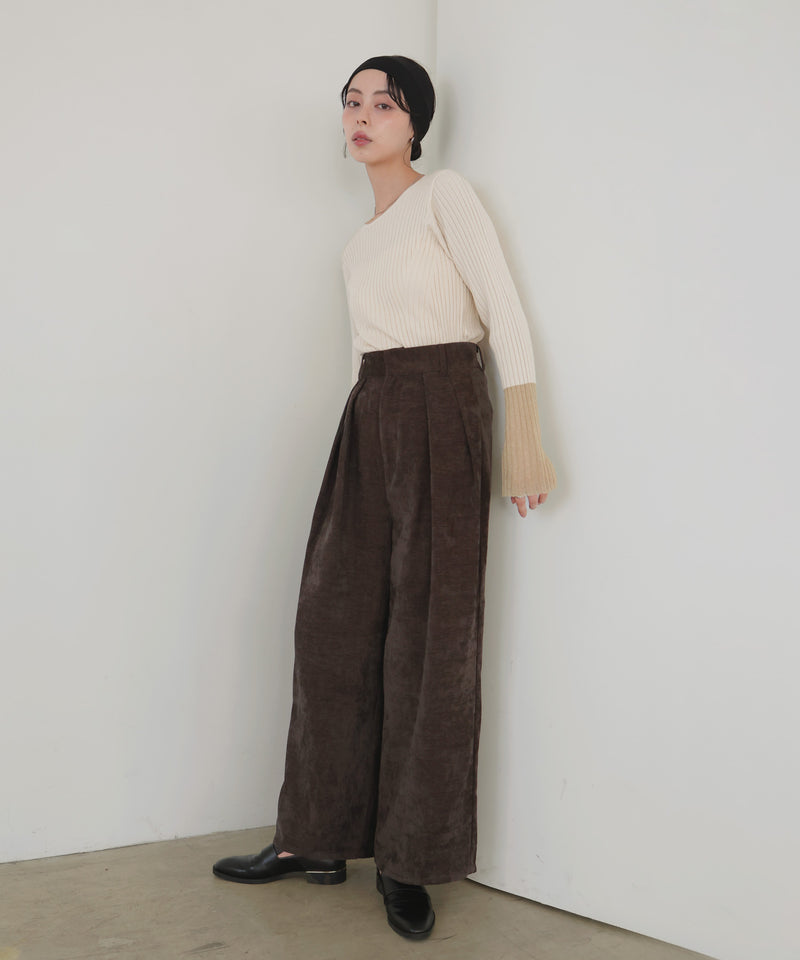 ベロアタックワイドパンツ
