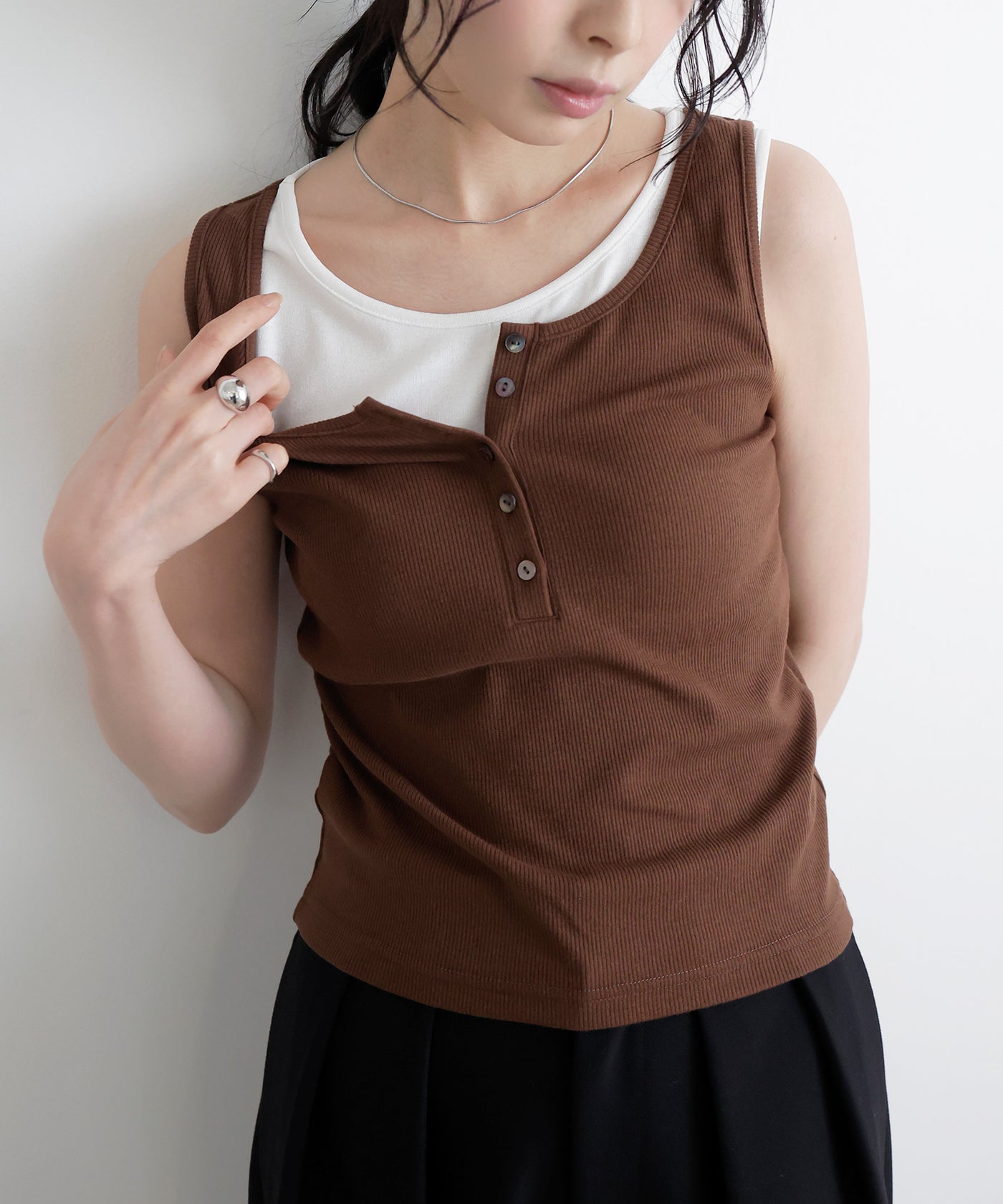 jens 未使用 イェンス LAYER TANKTOP タンクトップ ブラウン リブタンクトップ - ダークブラウン - レディース | H&M JP