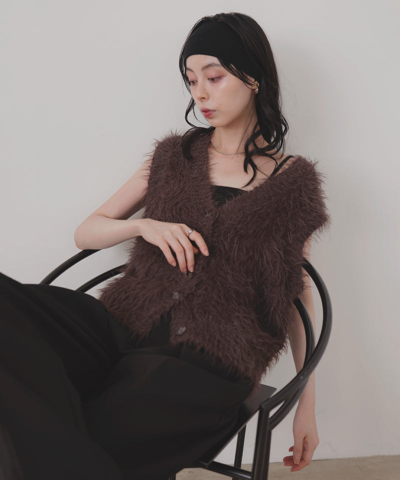 【8月下旬予約商品】フェザーＶネックニット