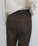 【12月中旬予約商品】センタータックフレアパンツ