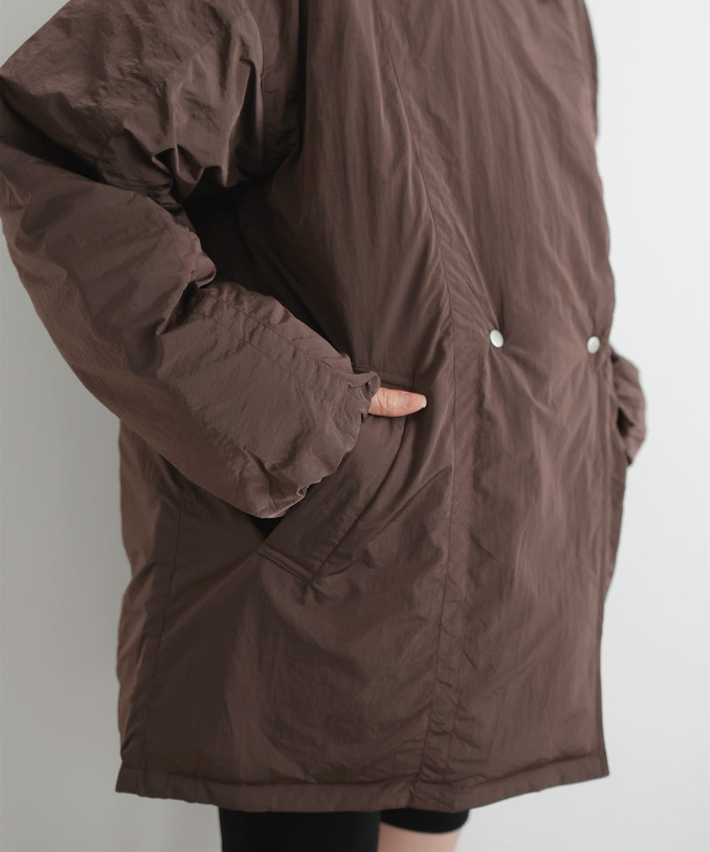 タフタテーラードダウンジャケット