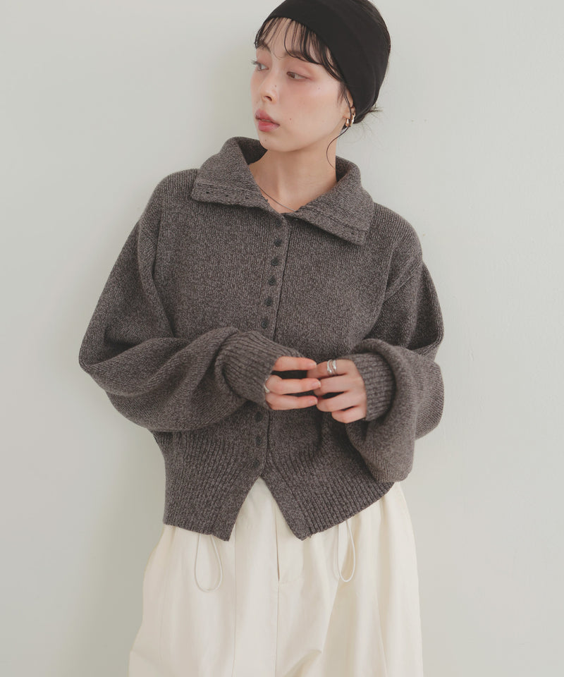 【10月下旬予約商品】ボタンデザイン2WAYネックニット