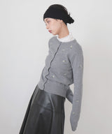 フラワー刺繍ニットカーディガン