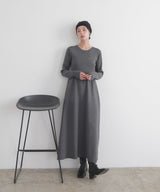 リブフレアニットワンピース