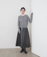 フラワー刺繍ニットカーディガン