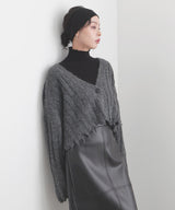 ダメージVネックカーディガン