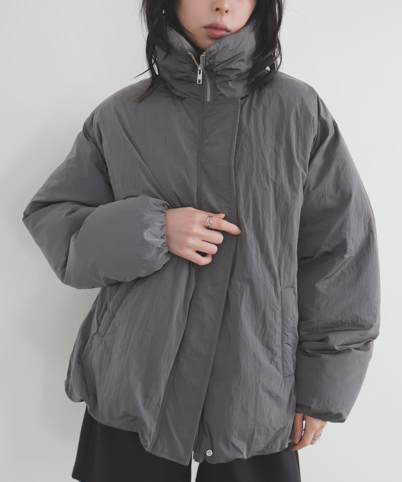 バルーンダウンブルゾン