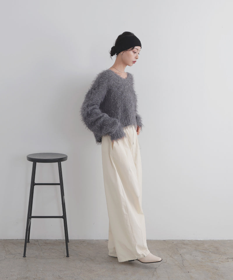 フェザーVネックニットプルオーバー