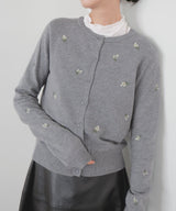 フラワー刺繍ニットカーディガン