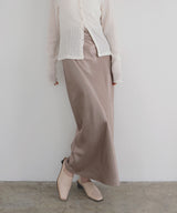 サテンナロースカート