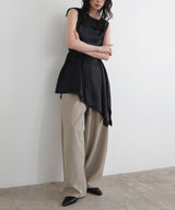 サイドタックワイドスラックス