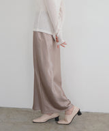 サテンナロースカート