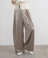 【2月中旬予約商品】サテンタックワイドパンツ