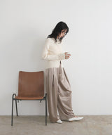 【2月中旬予約商品】サテンタックワイドパンツ