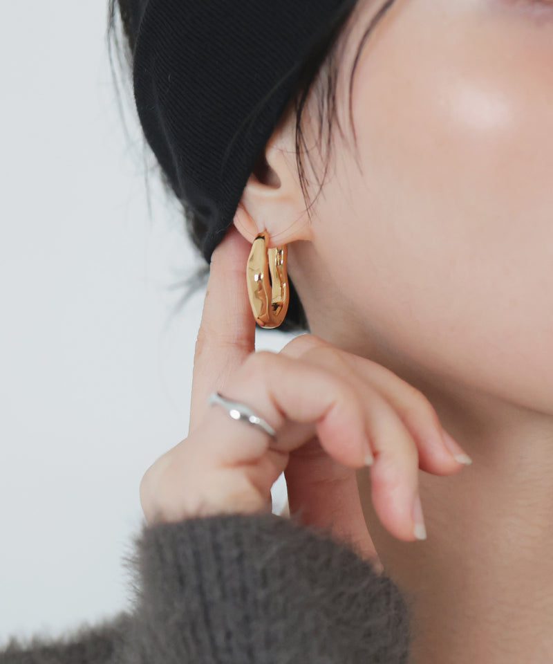 ニュアンスフープピアス