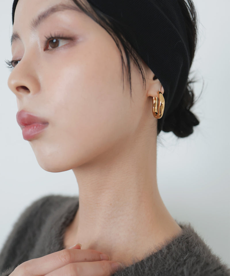 ニュアンスフープピアス