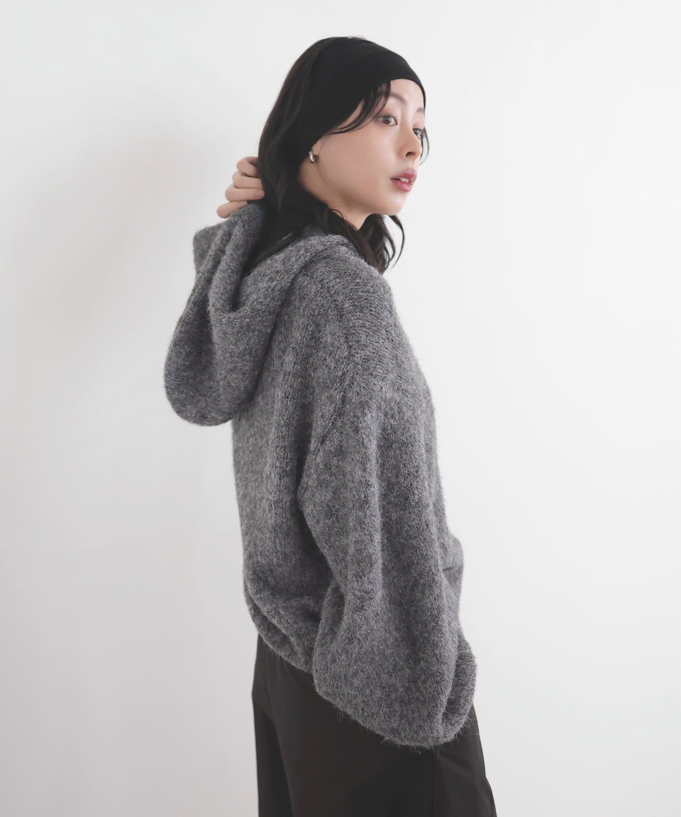 フーディーニットプルオーバー – LIAN