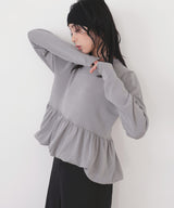 ペプラムニットプルオーバー