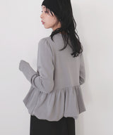 ペプラムニットプルオーバー