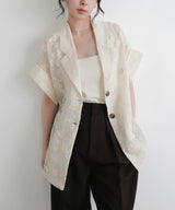 フラワーエンブロイダリーハーフジャケット