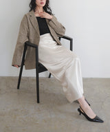 サテンナロースカート