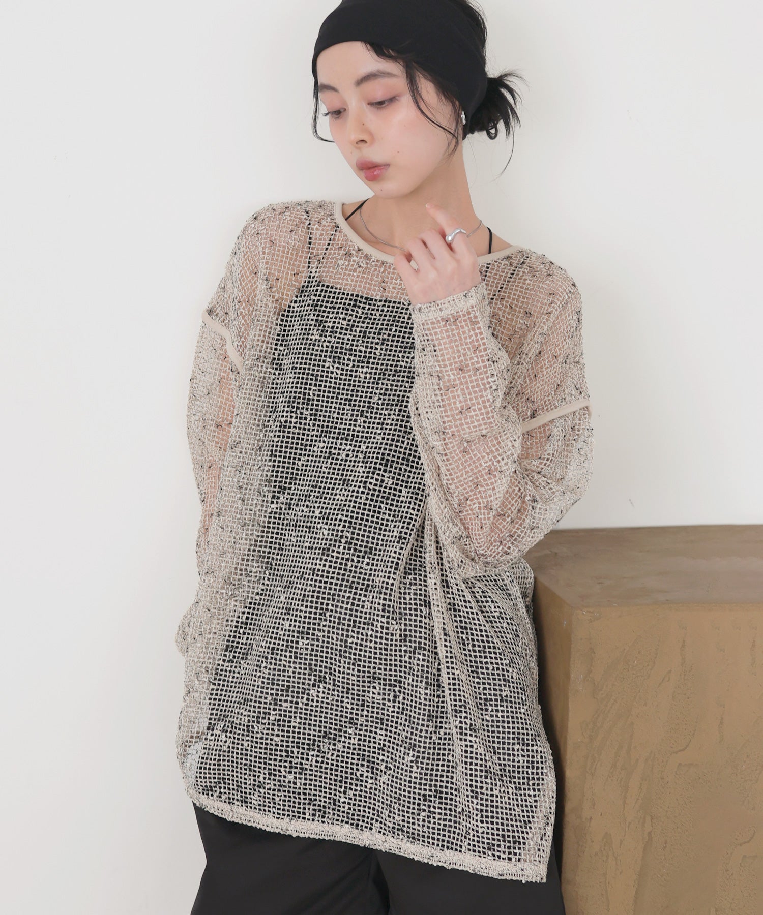 美品】LEONARD モックネック シアートップス マルチカラー 総柄