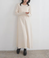 リブフレアニットワンピース