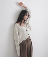 ダメージVネックカーディガン