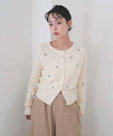 フラワー刺繍ニットカーディガン