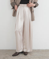 【2月中旬予約商品】サテンタックワイドパンツ